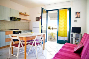 Bilocale con balcone a pochi passi dal mare - Teresa Houses